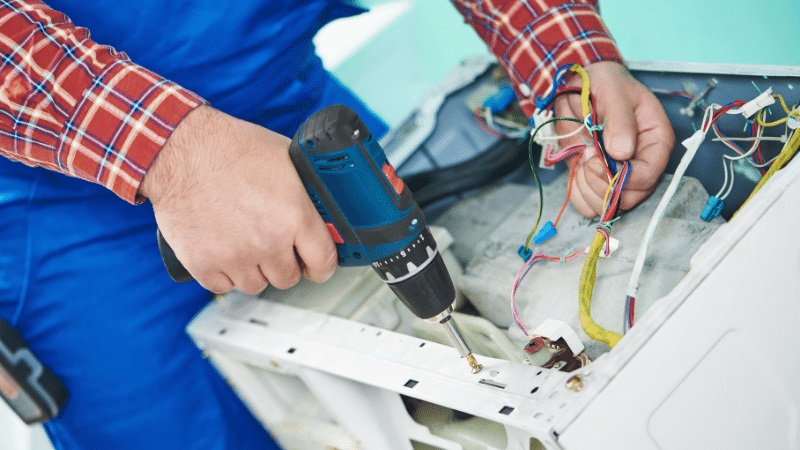 Akhisar Siemens Siemens çamaşır makinesi kart tamiri – Su almama arızası orijinal parça ile giderildi. - Teknik servis örneği